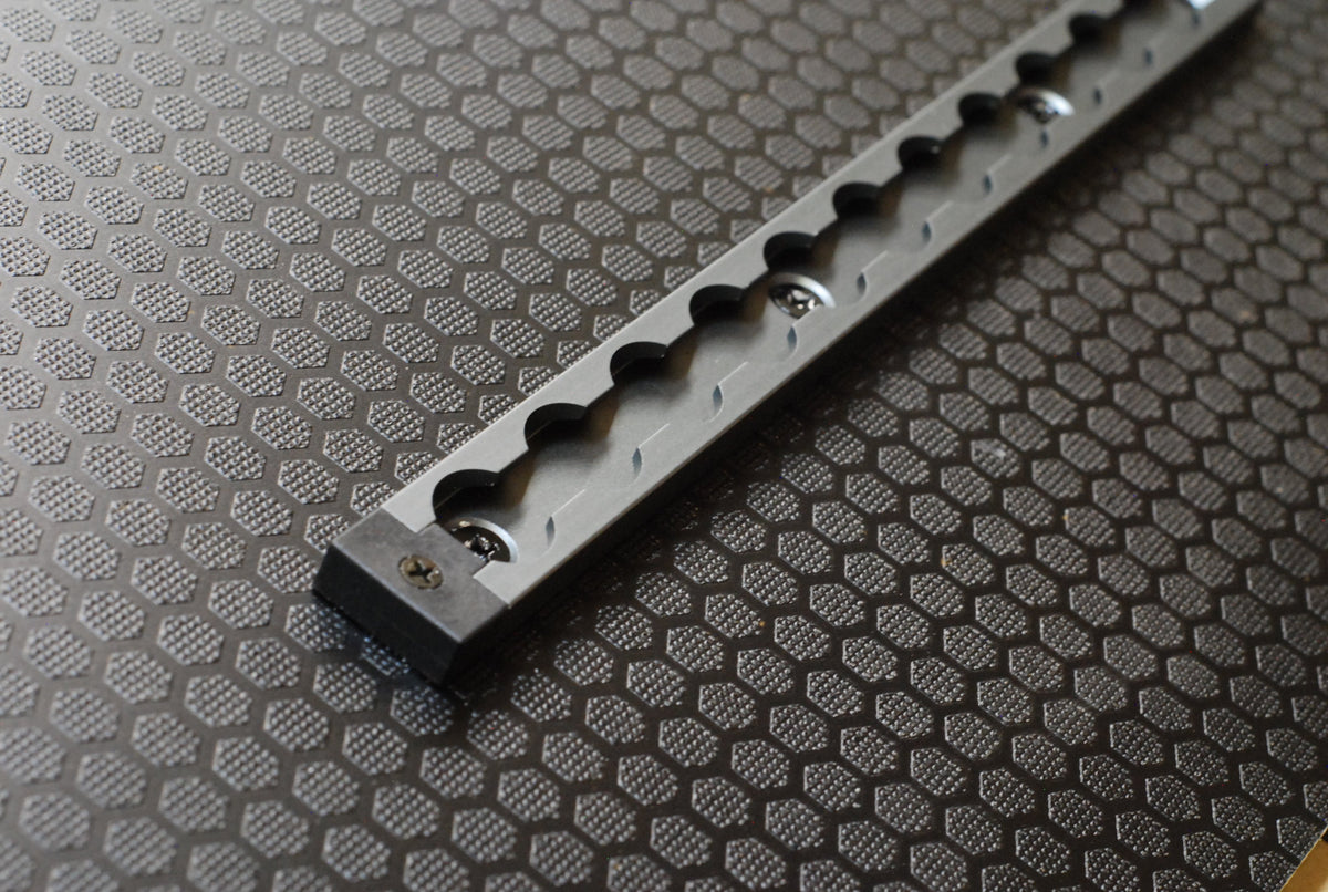 Venture L-Track Rectangle End Caps (4 Pack)
