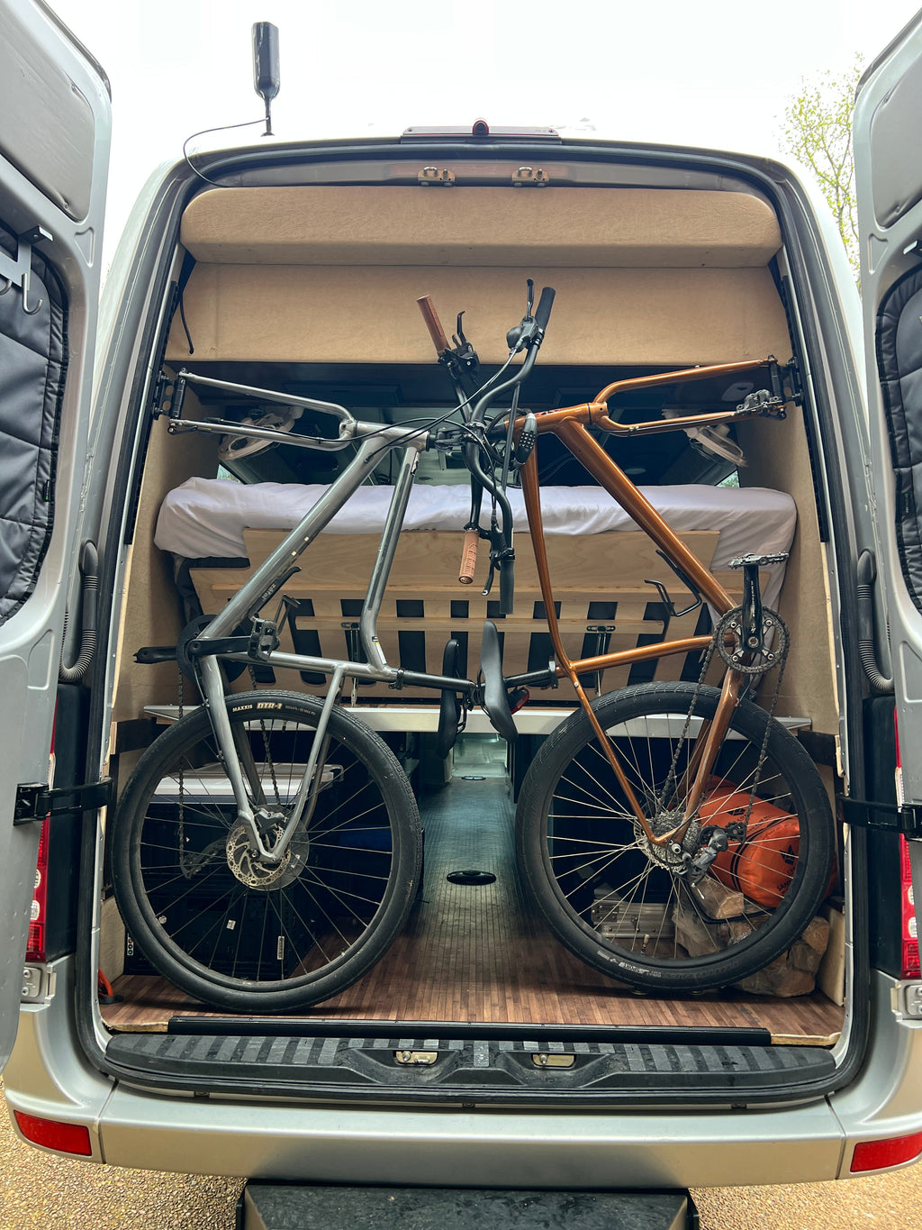 Rectangle Venture L-Track (2 Pack)