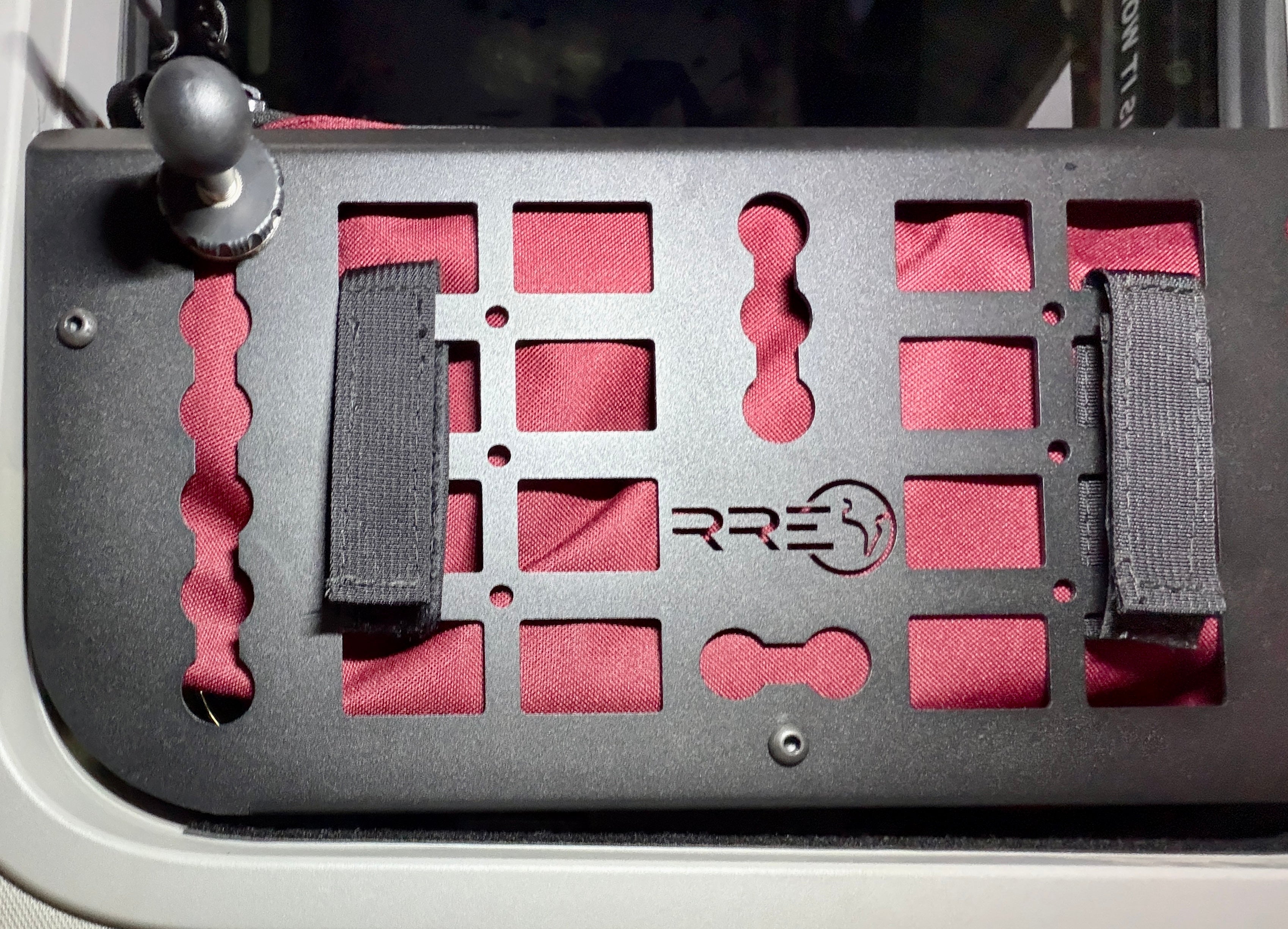 RRE Safari Window Shelf Bag