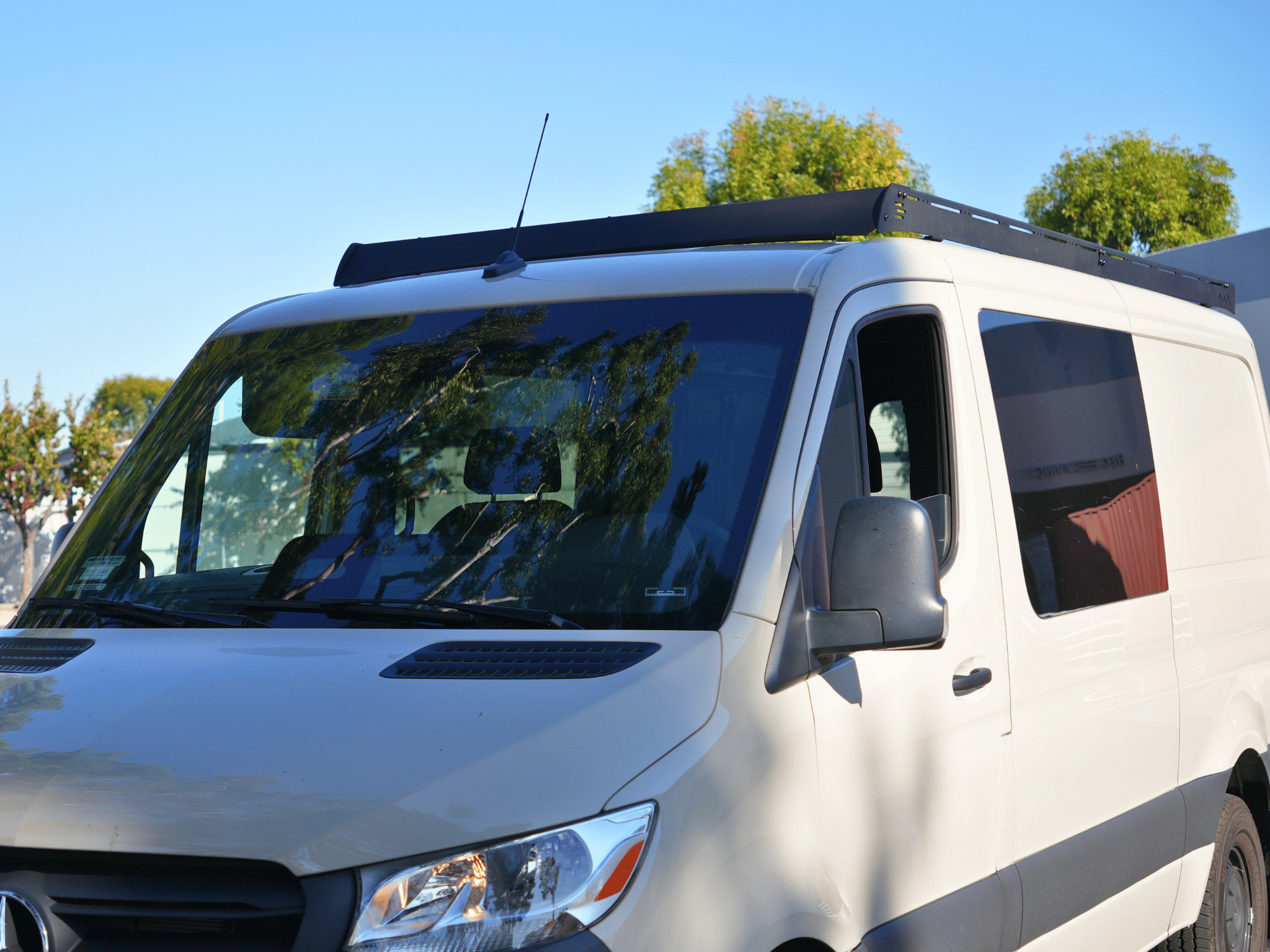 SPRINTER 144" LOW ROOF STEALTH 2.0 ROOF RACK
