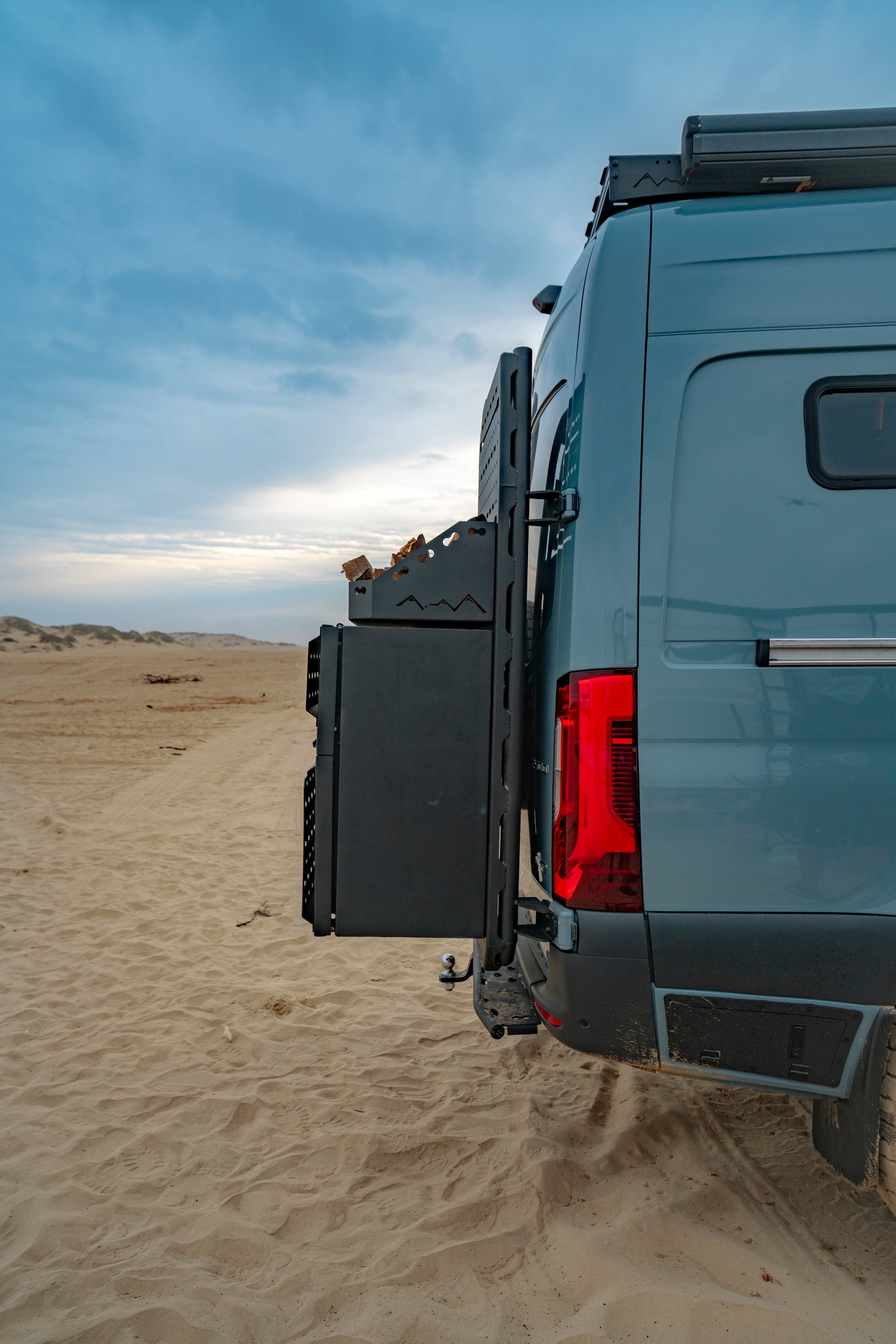 Universal Rear Door Basket