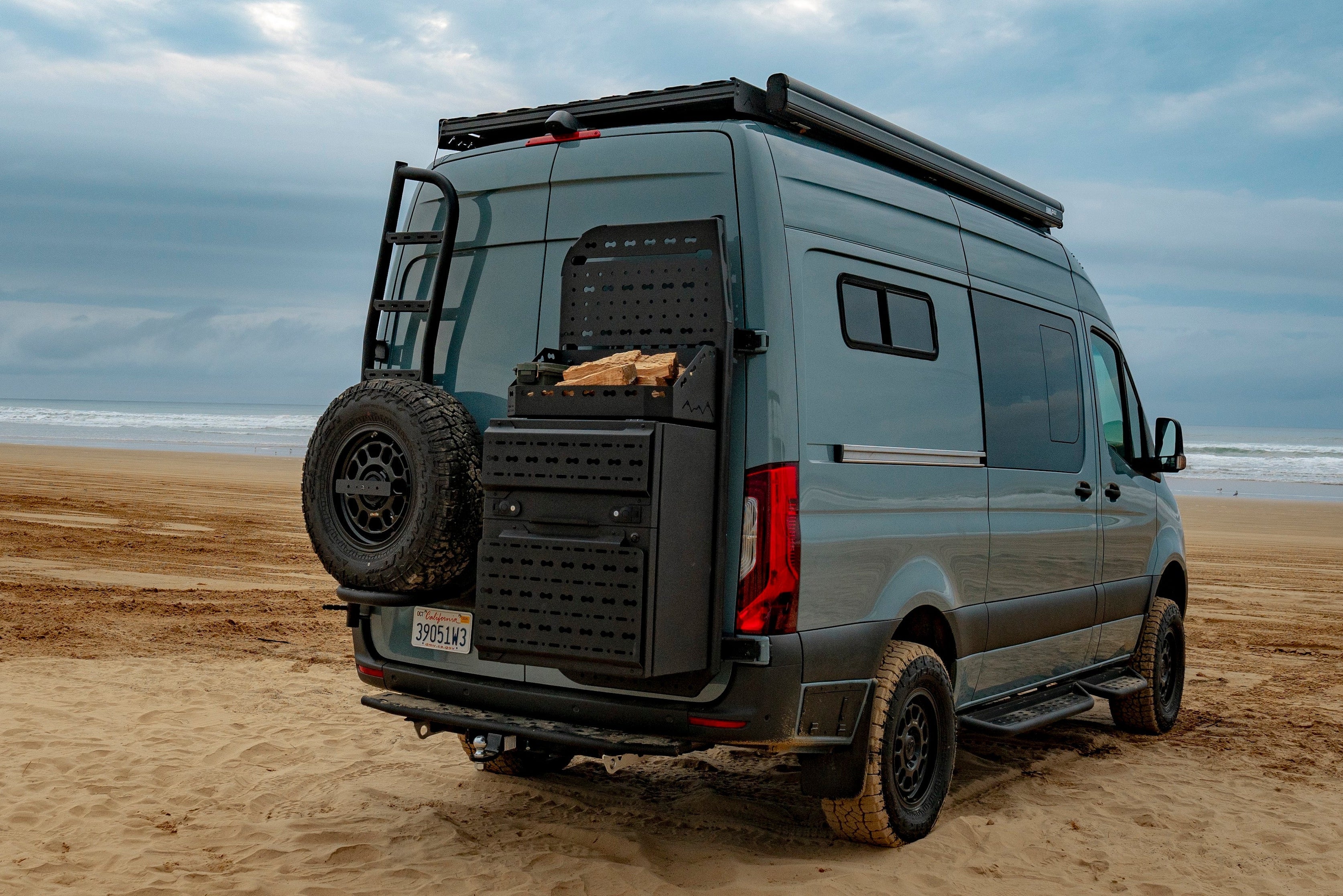 Universal Rear Door Basket