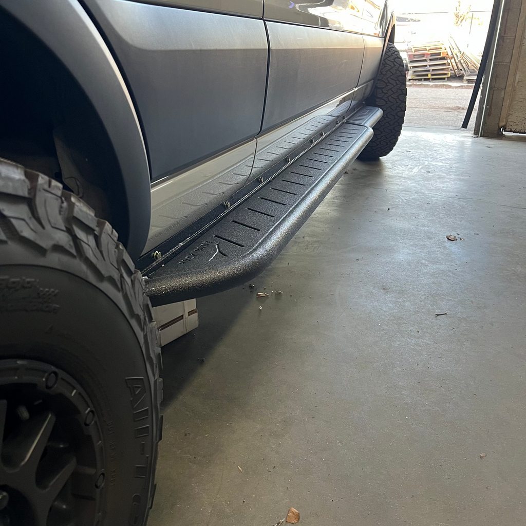 Another angle on the Avatar Offroad Rockbody Side Steps for Mercedes Sprinter, fitted to an overland van build